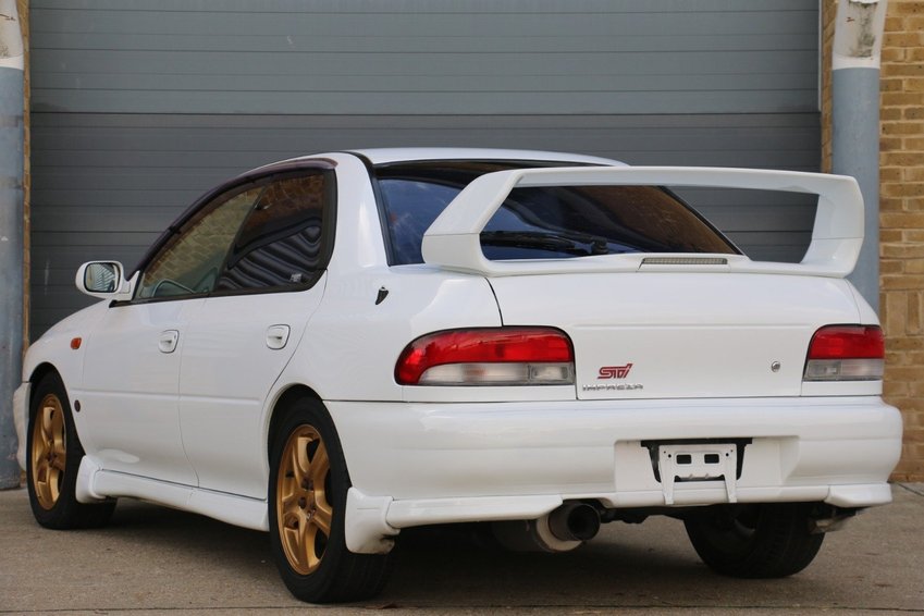 SUBARU IMPREZA