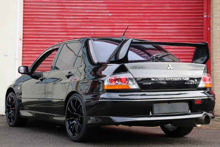 MITSUBISHI LANCER