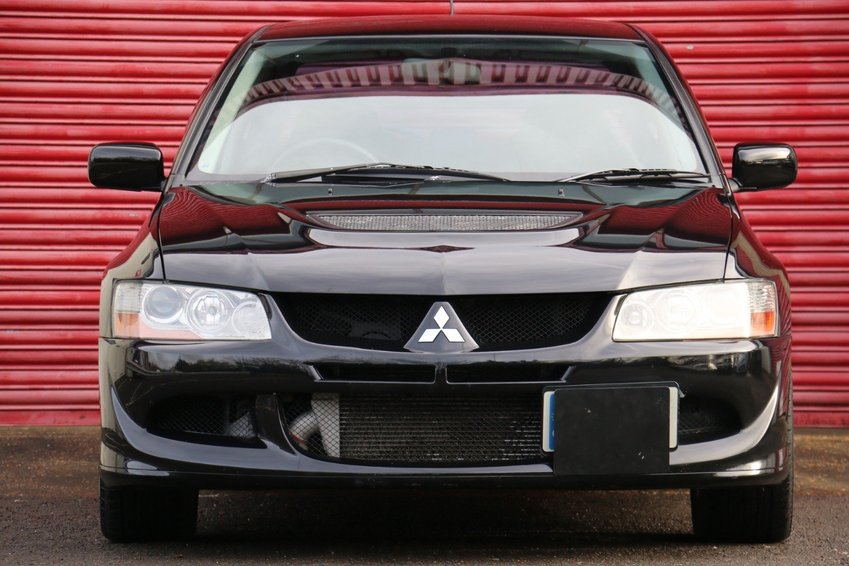 View MITSUBISHI LANCER -