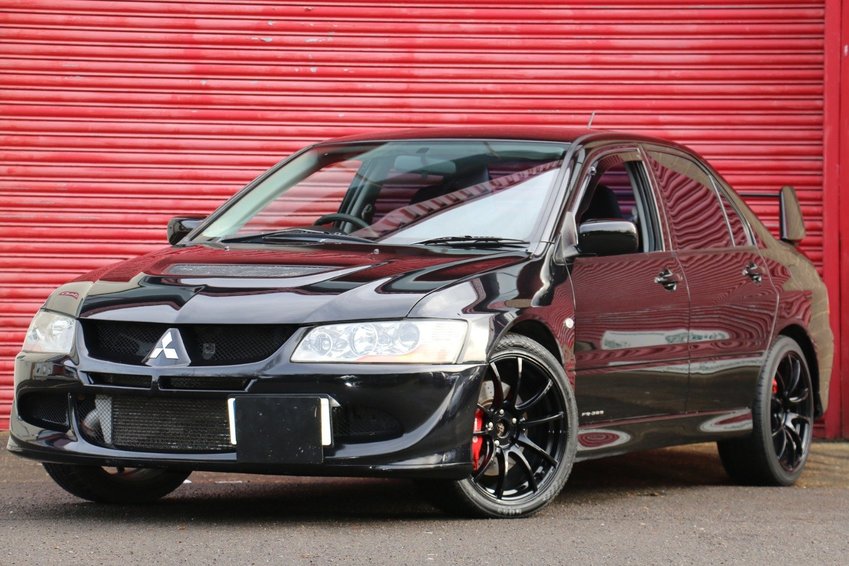 MITSUBISHI LANCER