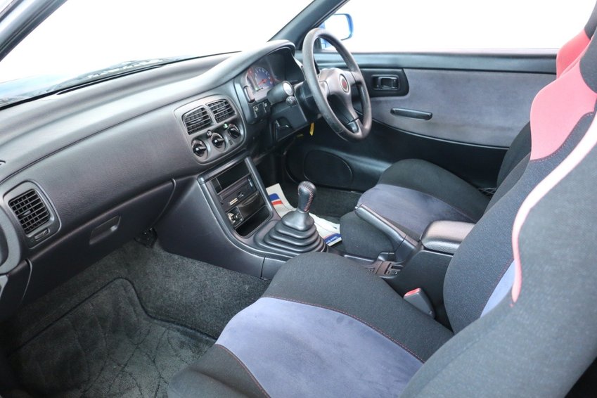 SUBARU IMPREZA