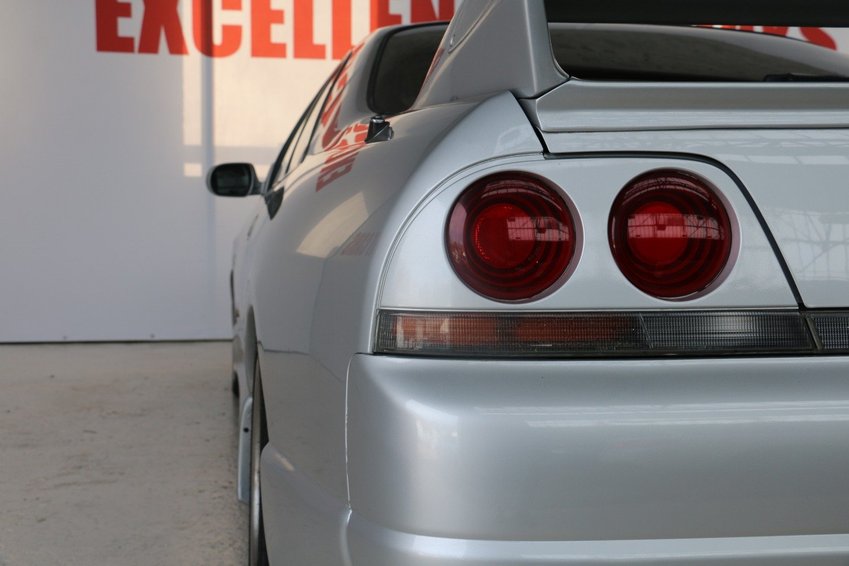 NISSAN SKYLINE