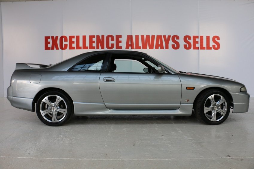 View NISSAN SKYLINE R33 GTST SPEC 2 HIGH QUALITY EXCEPTIONALLY CLEAN UNMOLESTED 