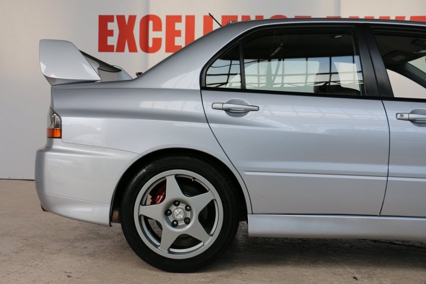 View MITSUBISHI EVOLUTION Mitsubishi Lancer Evolution EVO IX FQ-360 * LOW MILEAGE! * METALLIC APEXI SILVER