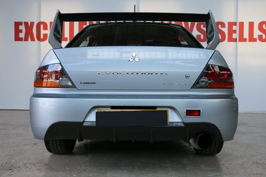 MITSUBISHI EVOLUTION