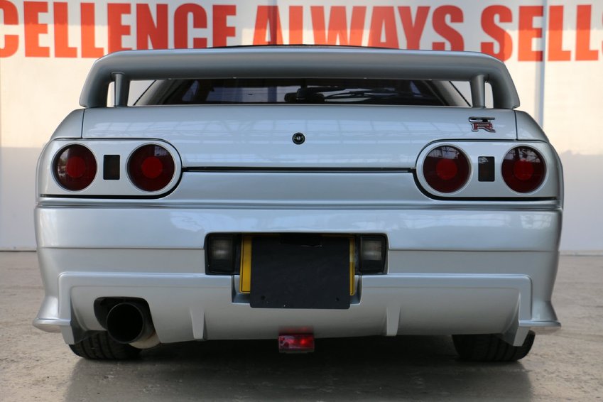 NISSAN SKYLINE