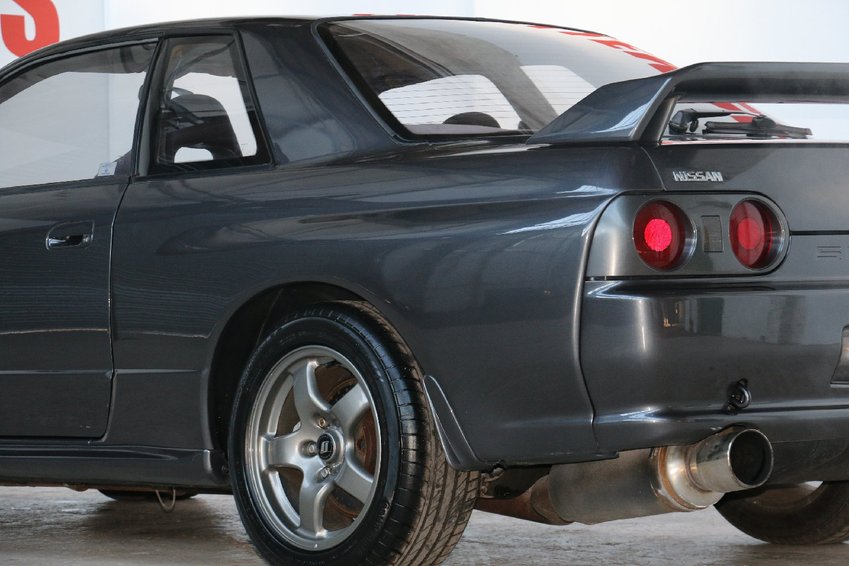 NISSAN SKYLINE