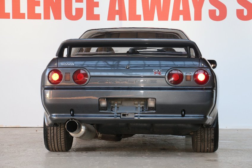 NISSAN SKYLINE