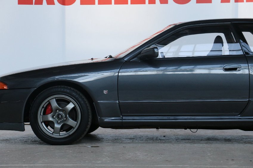 NISSAN SKYLINE