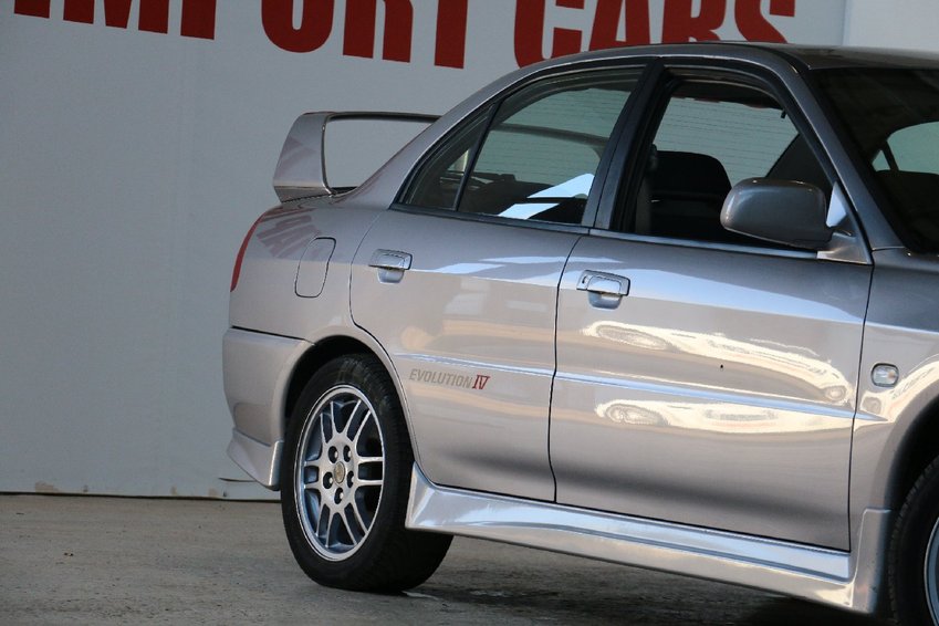 MITSUBISHI LANCER