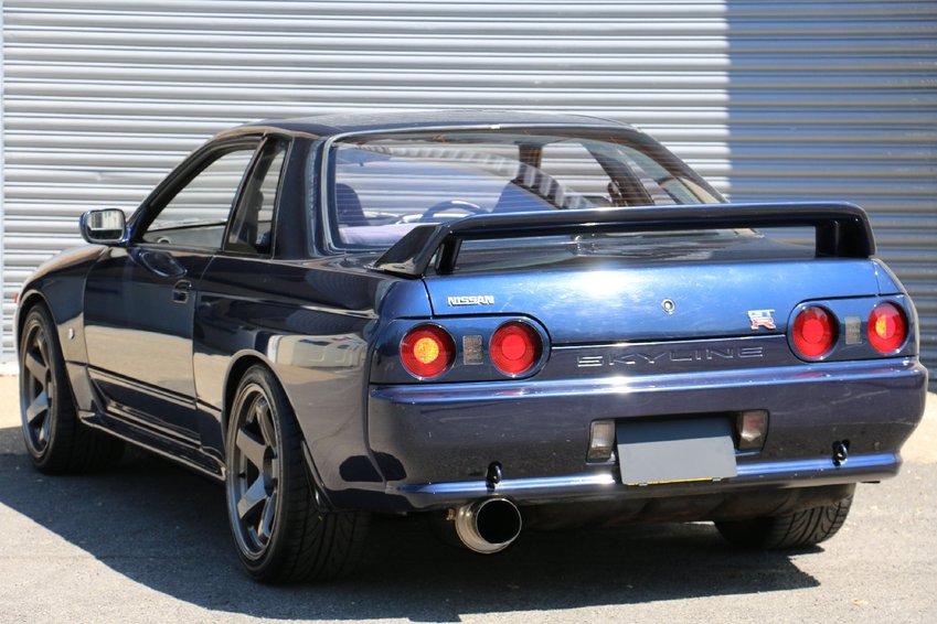 NISSAN SKYLINE