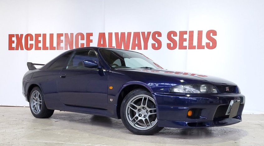 View NISSAN SKYLINE GTR R33 MINT+RUST FREE+GENUINE MILES+GOOD MOT HISTORY+RARE COLOUR