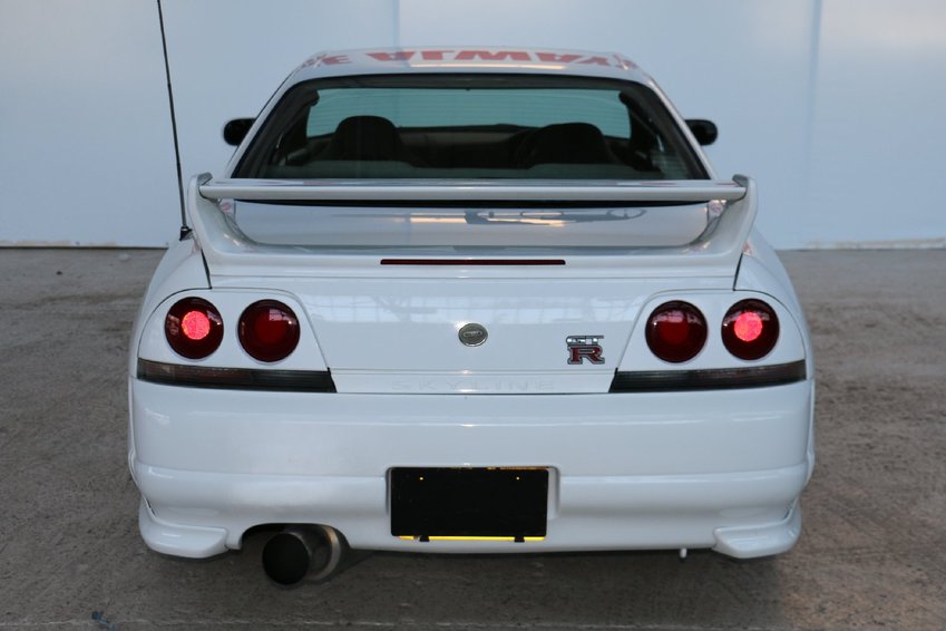 NISSAN SKYLINE