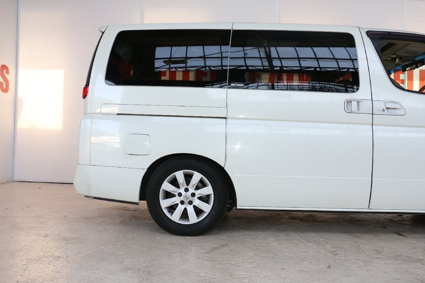 View NISSAN ELGRAND TOP OF THE RANGE XL MODEL. MUST BEEN SEEN