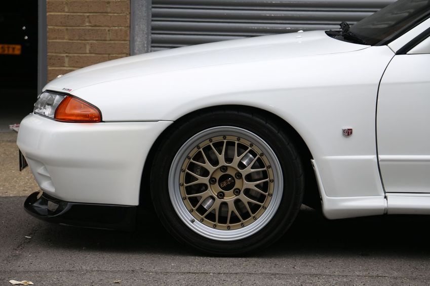 NISSAN SKYLINE