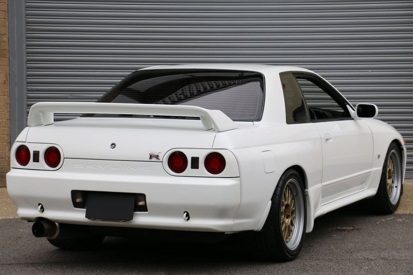 NISSAN SKYLINE