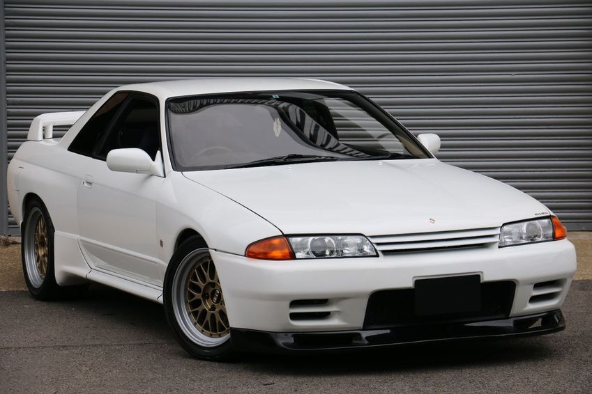 NISSAN SKYLINE GTR