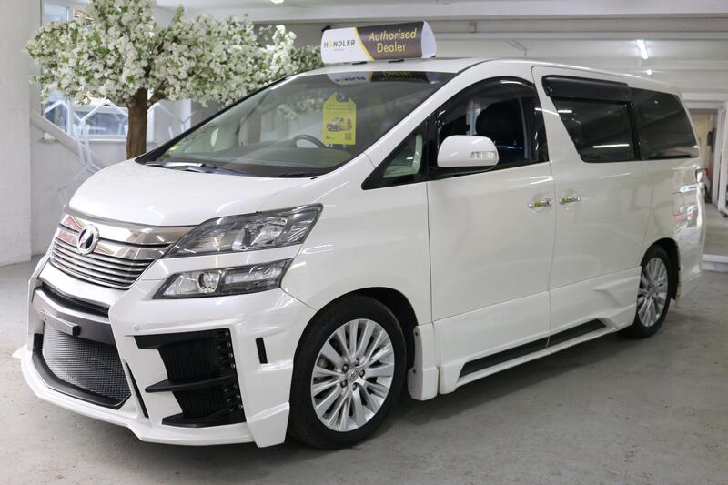 TOYOTA VELLFIRE