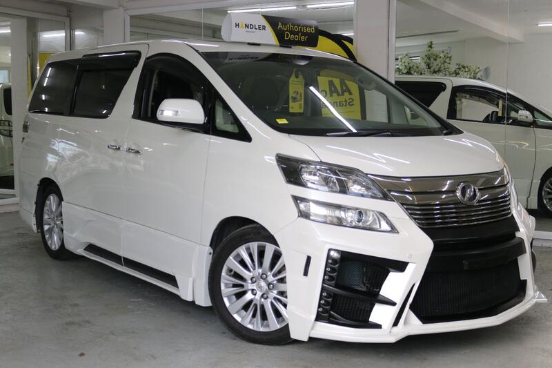 TOYOTA VELLFIRE