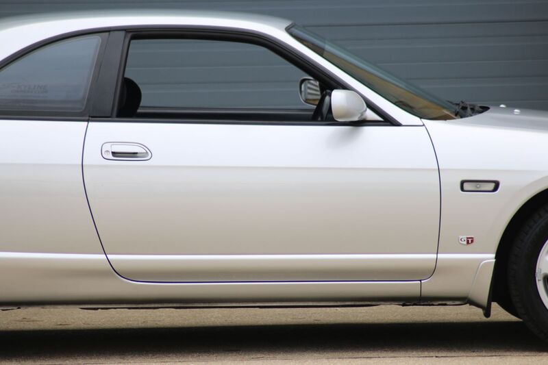 NISSAN SKYLINE