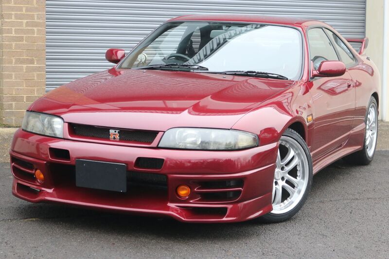 View NISSAN SKYLINE Nissan Skyline GTST R33 Single Turbo 2.5 SUPER RARE COLOUR IMMACULATE+GTR LOOKS