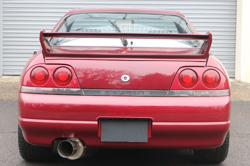 NISSAN SKYLINE