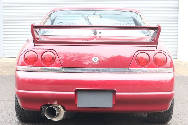 NISSAN SKYLINE