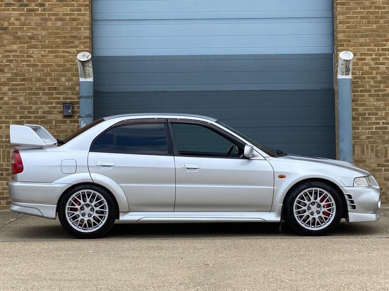 View MITSUBISHI LANCER LANCER EVO VI fresh import Japaneese service history