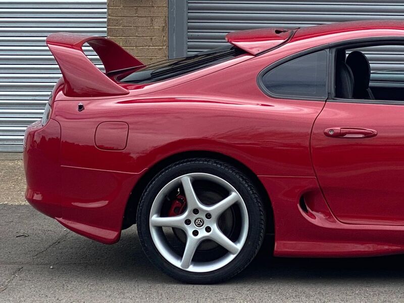 TOYOTA SUPRA