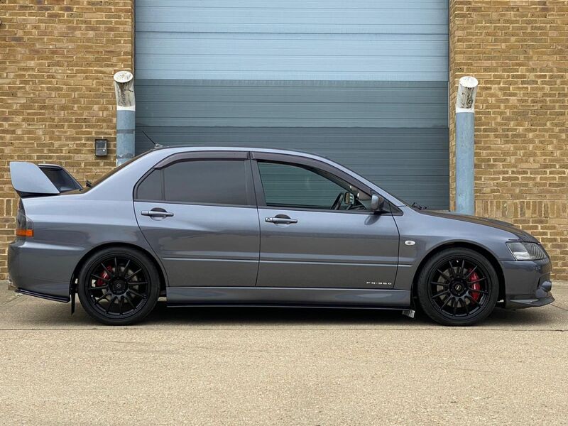 MITSUBISHI LANCER