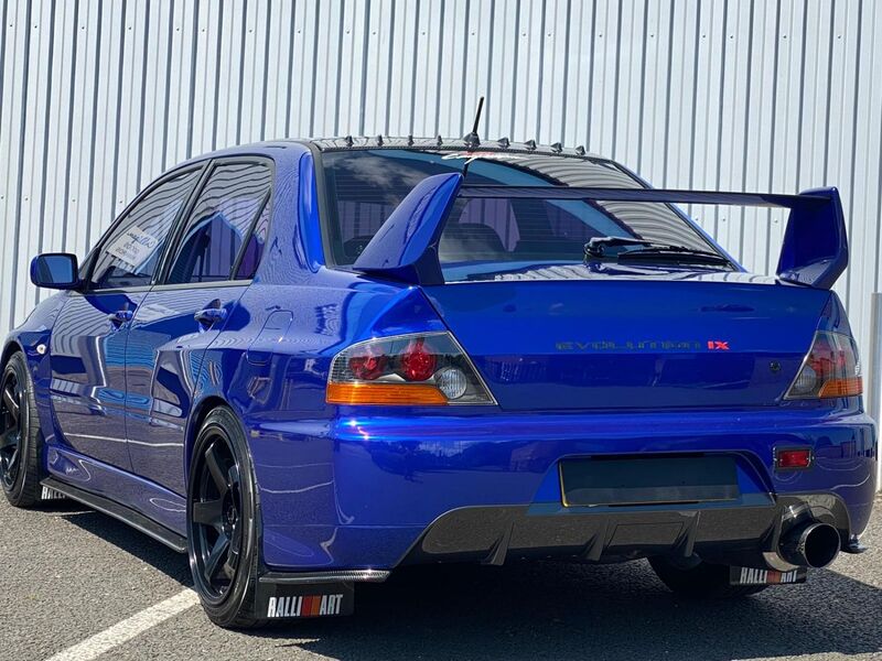 MITSUBISHI LANCER