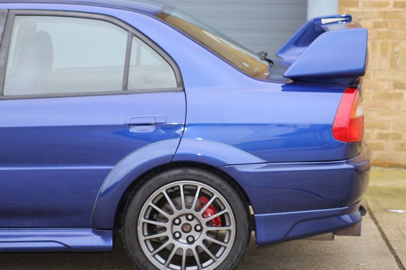 MITSUBISHI EVOLUTION