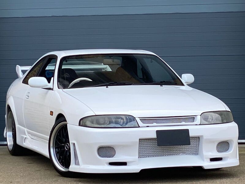 NISSAN SKYLINE