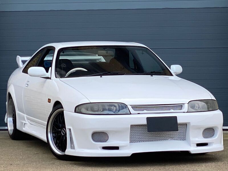 NISSAN SKYLINE