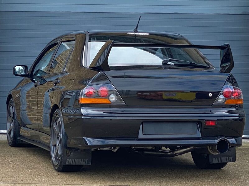 MITSUBISHI LANCER