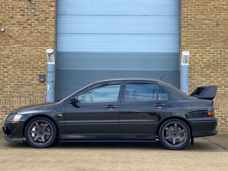 MITSUBISHI LANCER