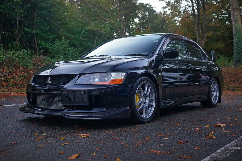 MITSUBISHI LANCER