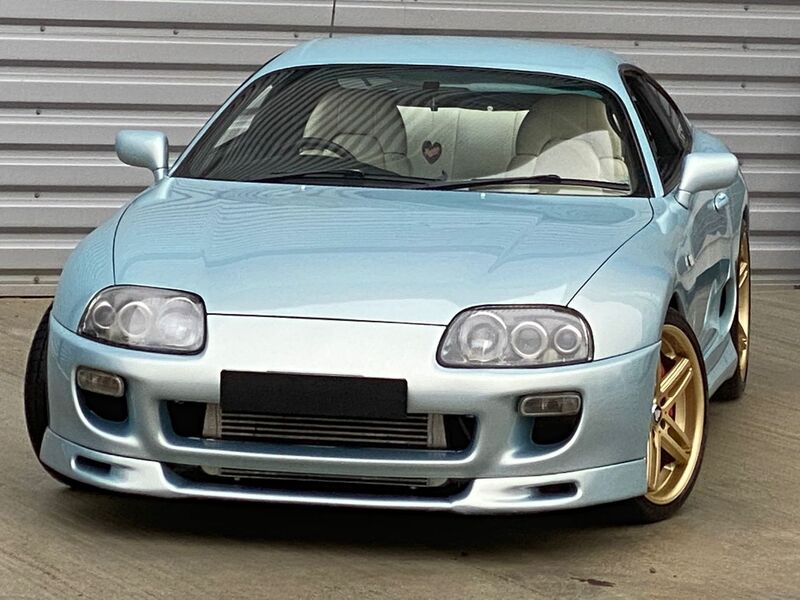 TOYOTA SUPRA