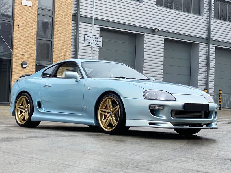 TOYOTA SUPRA