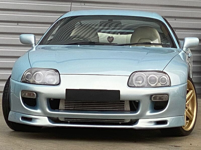 TOYOTA SUPRA