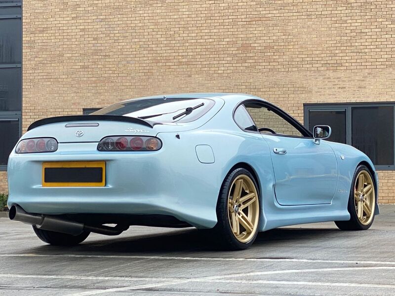 TOYOTA SUPRA