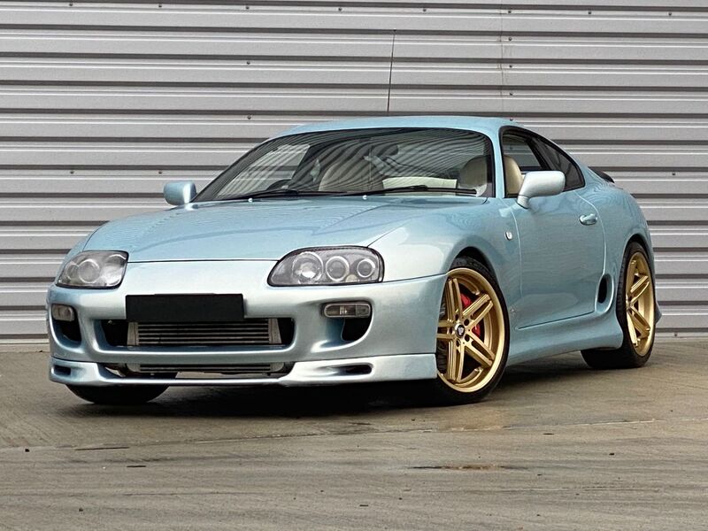 TOYOTA SUPRA