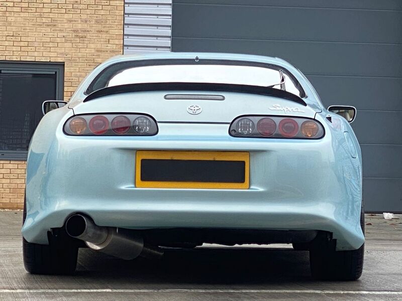 TOYOTA SUPRA