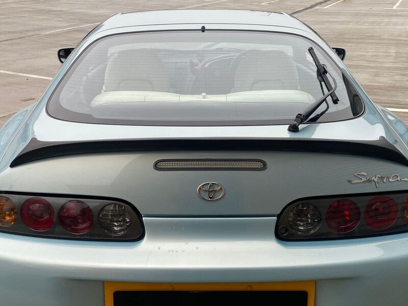 TOYOTA SUPRA