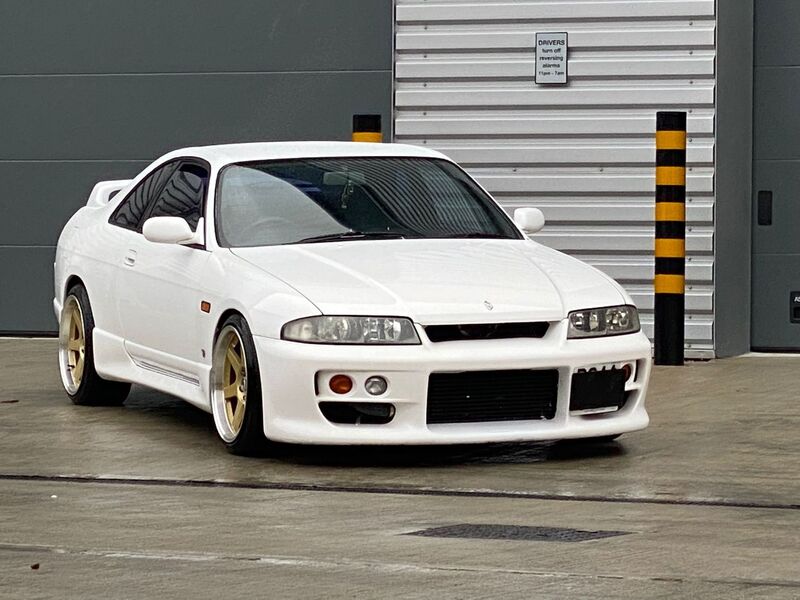 NISSAN SKYLINE