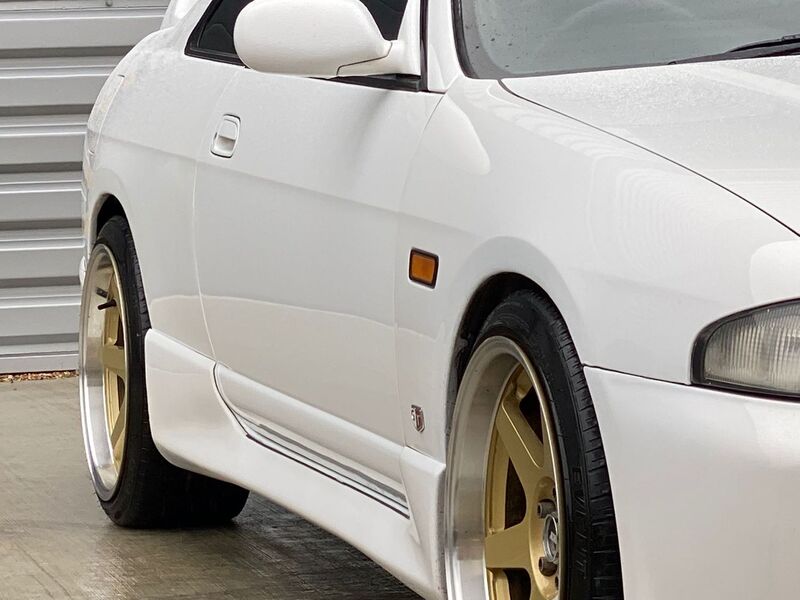 NISSAN SKYLINE