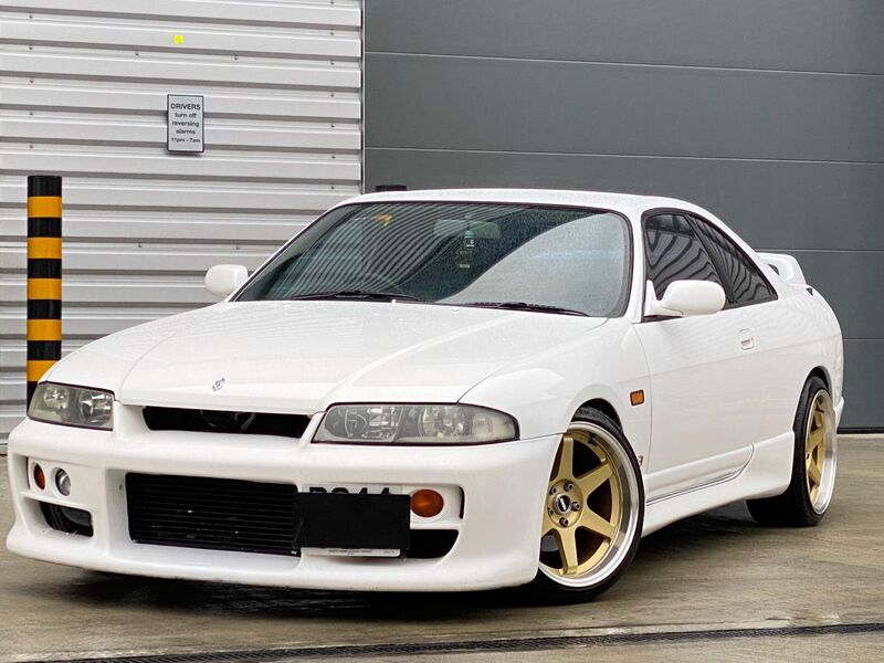 View NISSAN SKYLINE R33 GTST Stunning Spec 2 Facelift model 1997