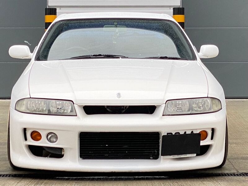 NISSAN SKYLINE