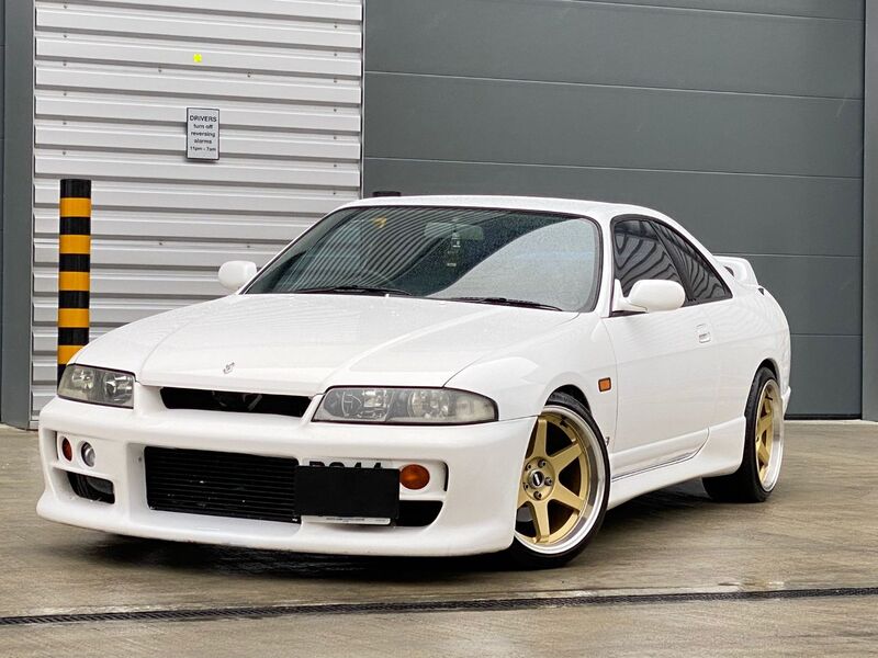 NISSAN SKYLINE