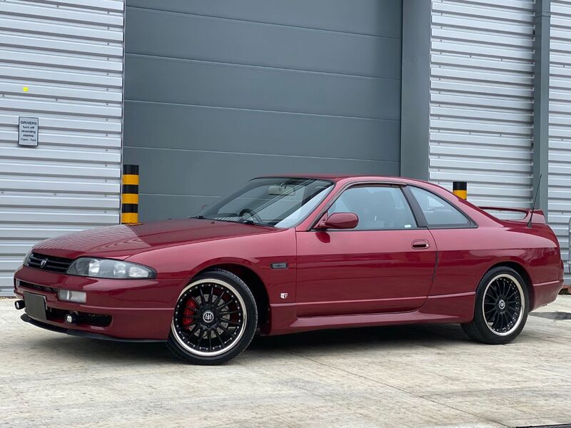 NISSAN SKYLINE